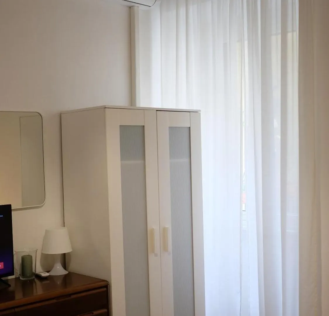 New! True-Stevere Amazing Double Bed For 5 Pax Rome 0*,