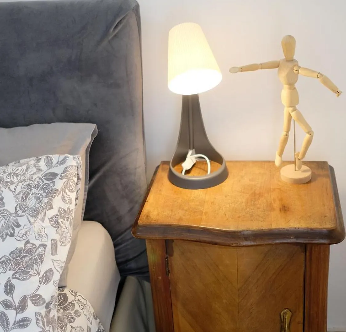 New! True-Stevere Amazing Double Bed For 5 Pax Rome Apartment