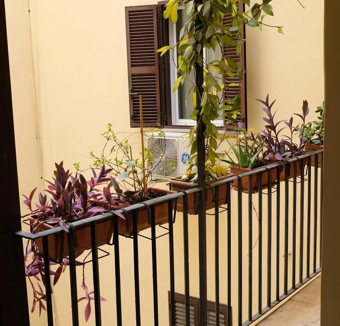 Apartment New! True-Stevere Amazing Double Bed For 5 Pax Rome Italy