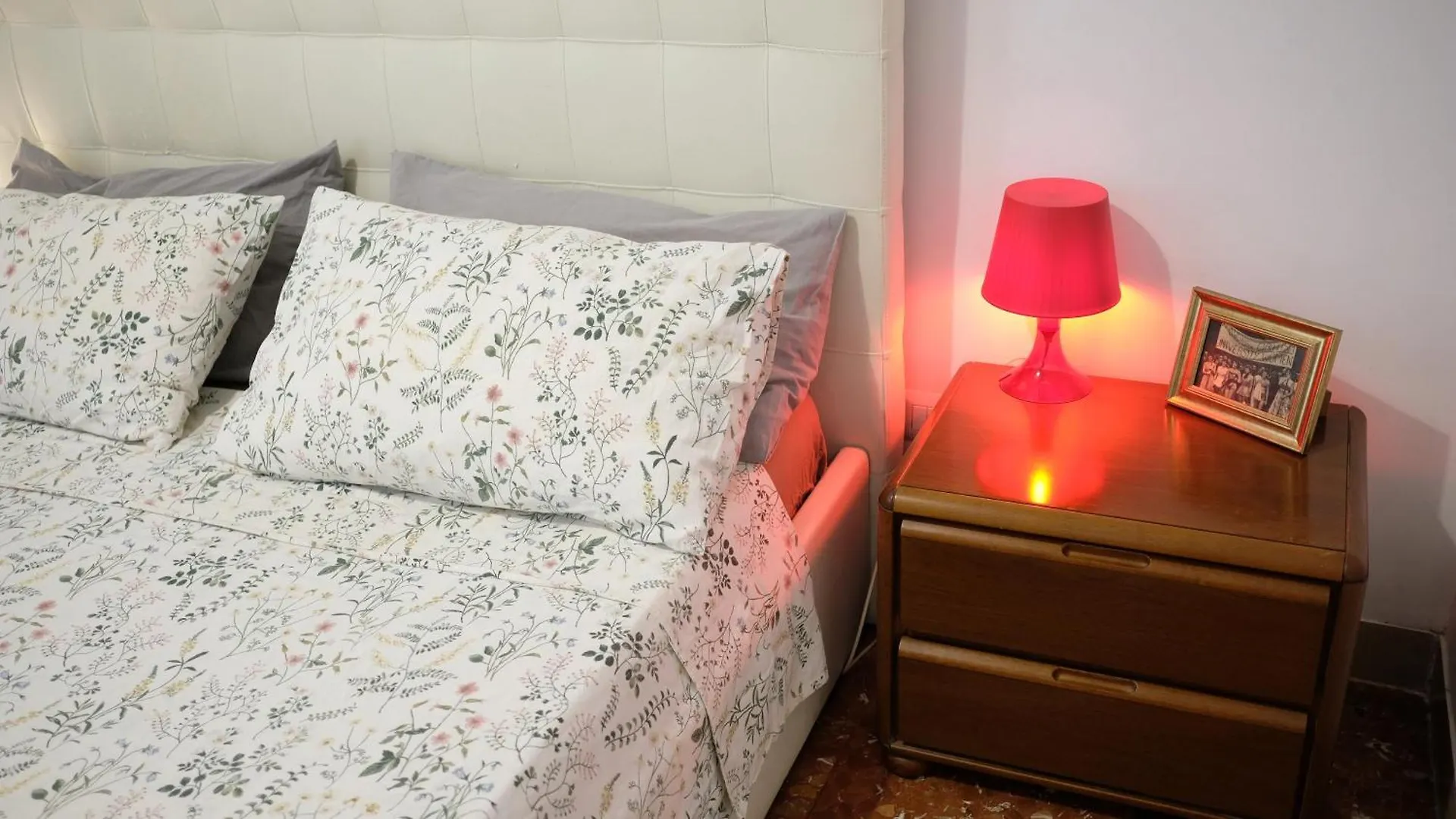 Apartment New! True-Stevere Amazing Double Bed For 5 Pax Rome