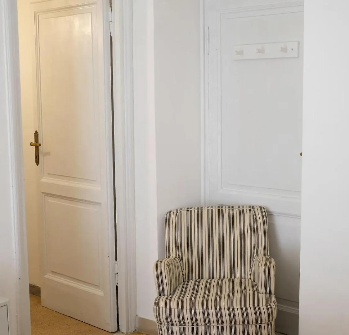 Apartment New! True-Stevere Amazing Double Bed For 5 Pax Rome
